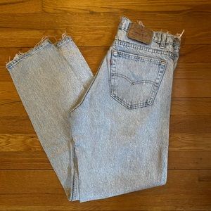 vintage 550 levi’s light wash